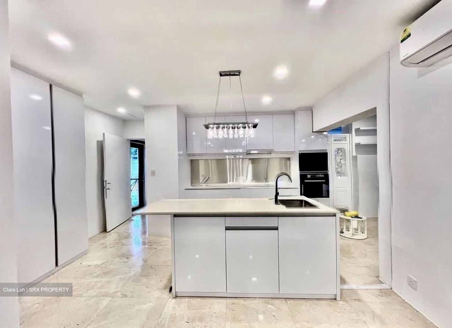 Ford Avenue (D10), Detached #575664211